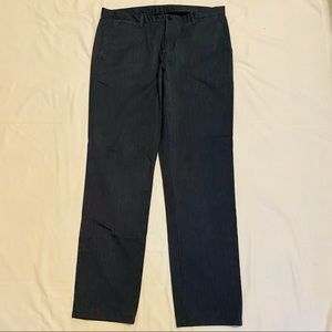 ✨4/$25✨ Calvin Klein slim fit dress pants